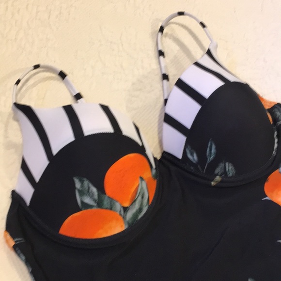 Cupshe orange angel print one piece swimsuit 6 - Picture 2 of 9